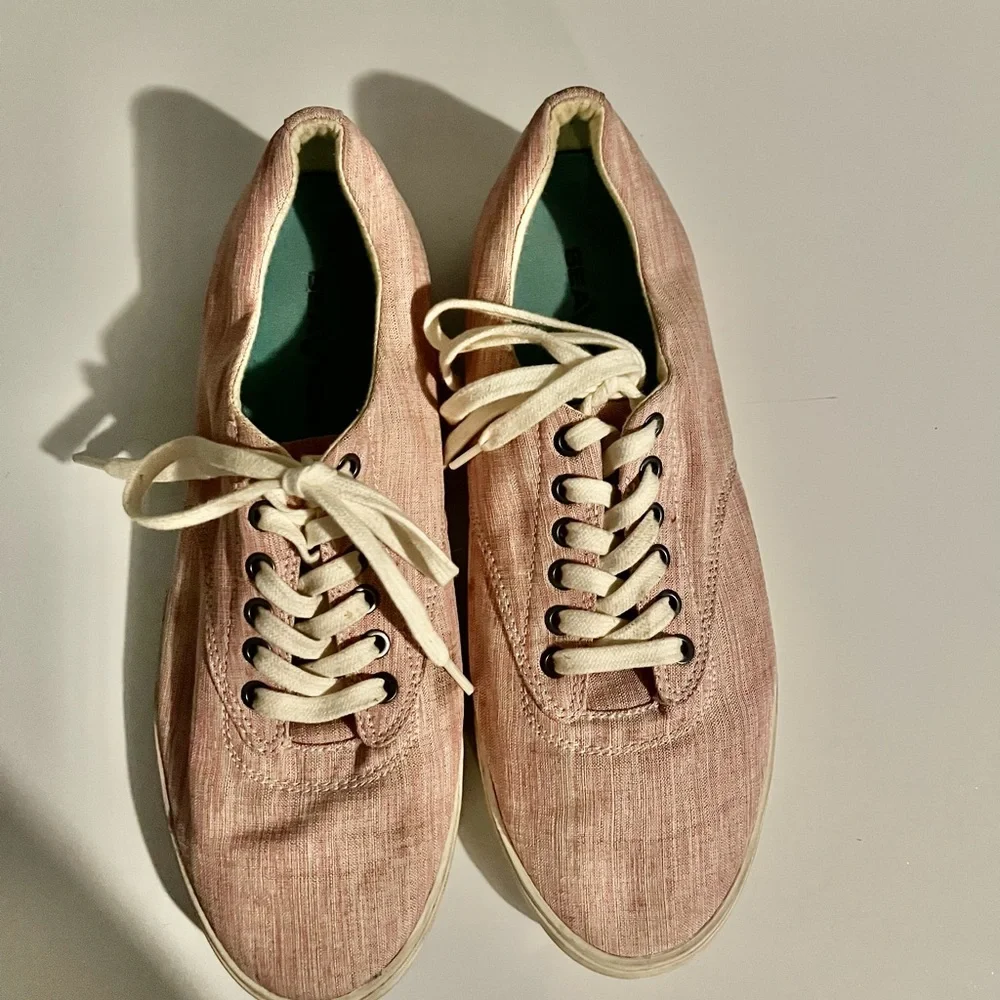 COPY - 3/$10. Men’s sneakers 101/2 - Picture 7 of 9